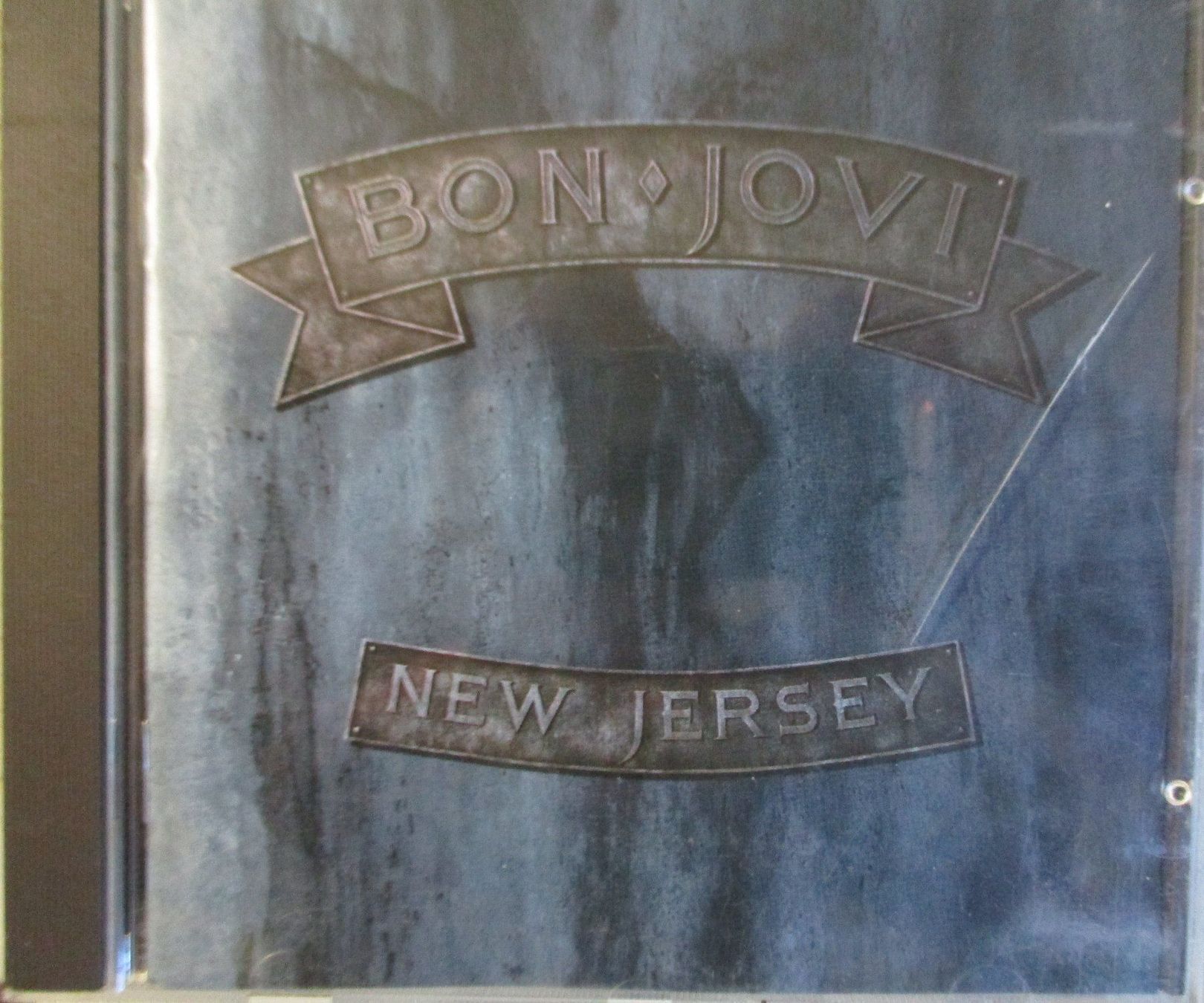 CD: CD BON JOVI – Usato da Flumenthal venduto da novbra