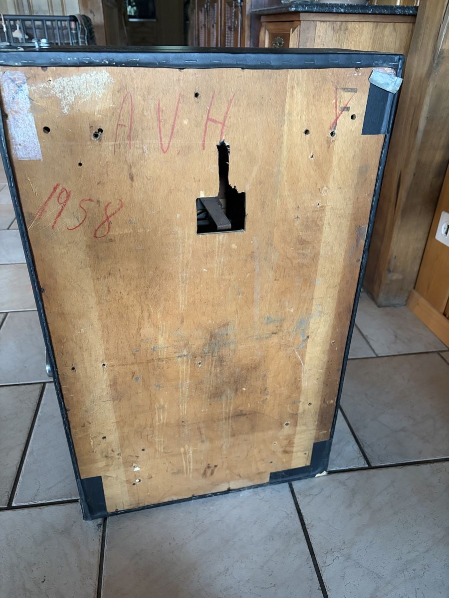 Spielautomaten: Machine à sous Tivoli  – Defekt aus Chavannes-sous-Orsonnens von ale_qh79