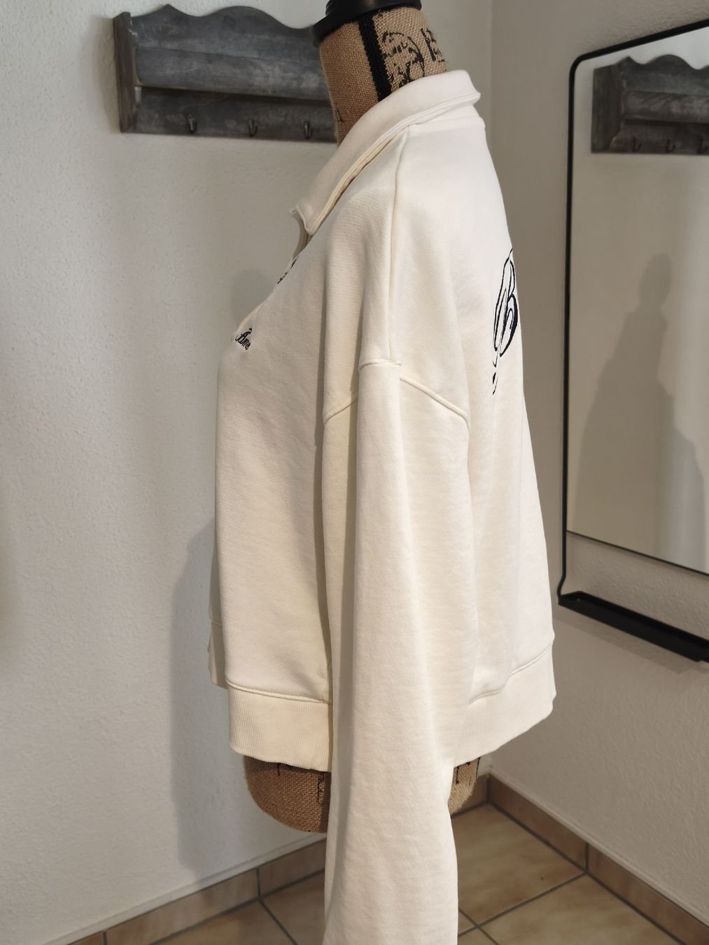 H&M Maglioni & Felpe: Cremiger Pullover mit Kragen "Belle Ame" Gr. XL Frühling – Usato da Emmetten venduto da SecondhandSiska 1