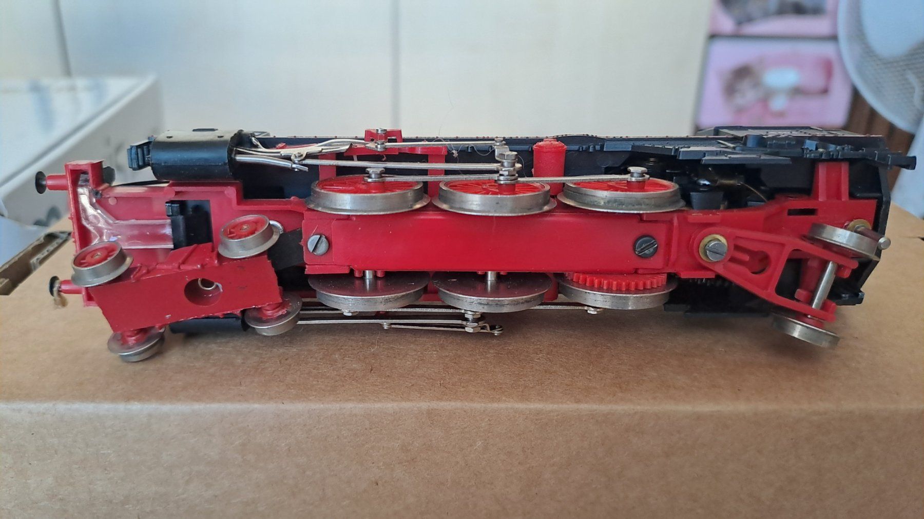 Lima Modellini di ferrovie: Lima Dampflok BR 18 H0 GL/14 – Usato da Winterthur venduto da Riebeli333 8