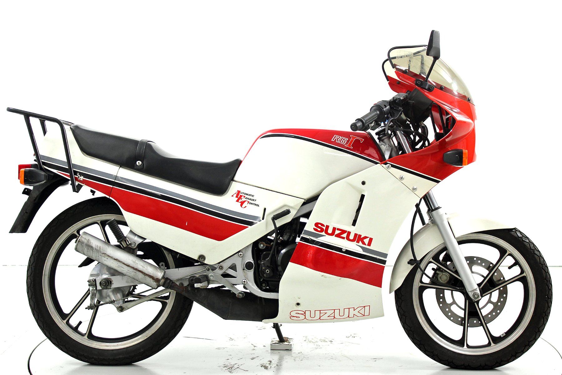Suzuki Strada: Suzuki RG 125 – Usato da Winterthur venduto da MCW