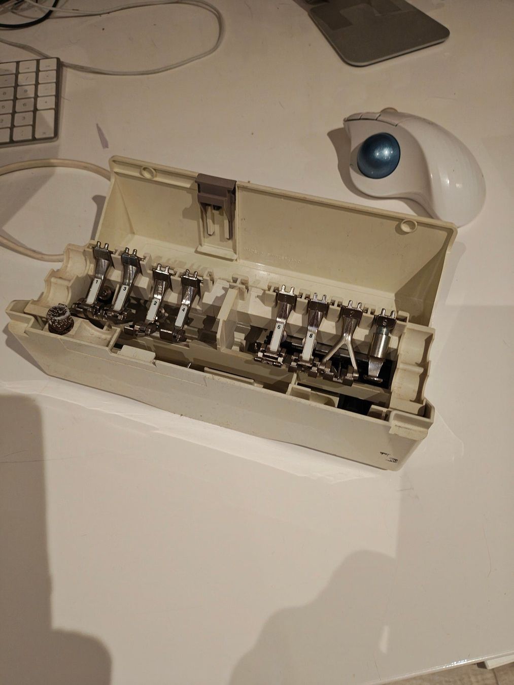 Bernina Macchine da cucire: Bernina Typ 1230 – Usato da Marthalen venduto da Adler777 3