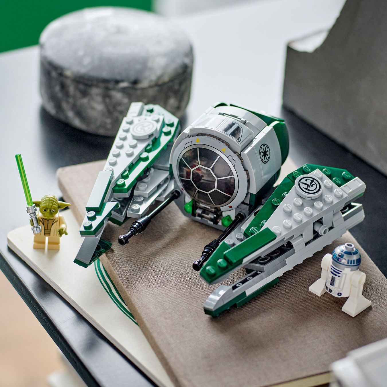 Lego Kit di costruzioni: 75360 Yodas Jedi Starfighter – Nuovo e nell'imballaggio originale da St. Gallen venduto da brickli 1