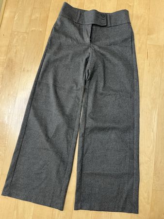 Mango Hose grau weit geschnitten Grösse S neu mit Etikett