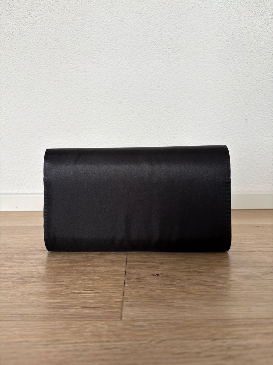 Borse da donna: Schwarze Clutch mit silberner Kette - NEU – Nuovo (secondo la descrizione) da Staufen venduto da yam_6989 1
