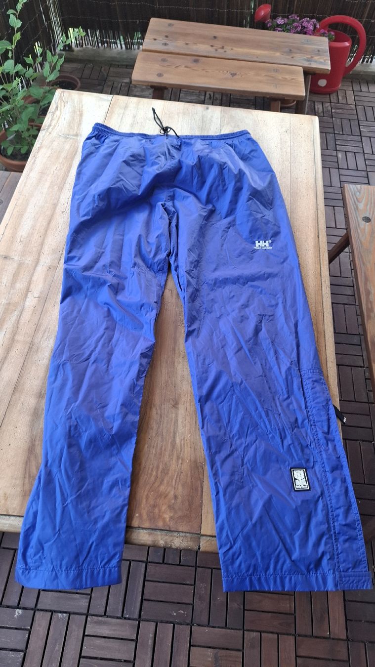 Helly Hansen Hosen: Helly Hansen XL Regenhose blau – Gebraucht aus Zürich von witike
