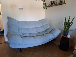 Gemütliches Sitz- und Schlafsofa