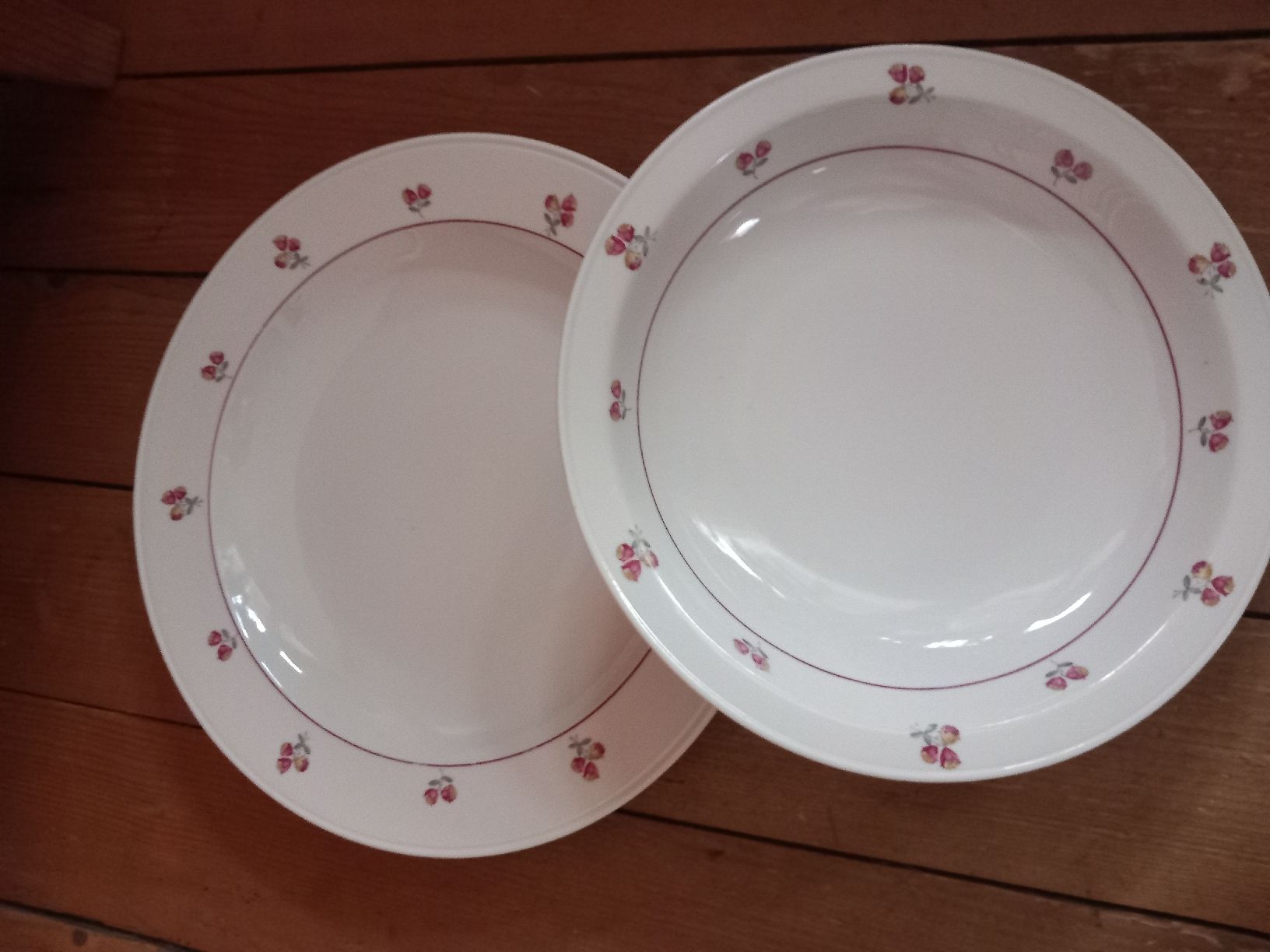 Set di piatti: Geschirrset. Langenthal – Usato da Nänikon venduto da Haexli_70 3