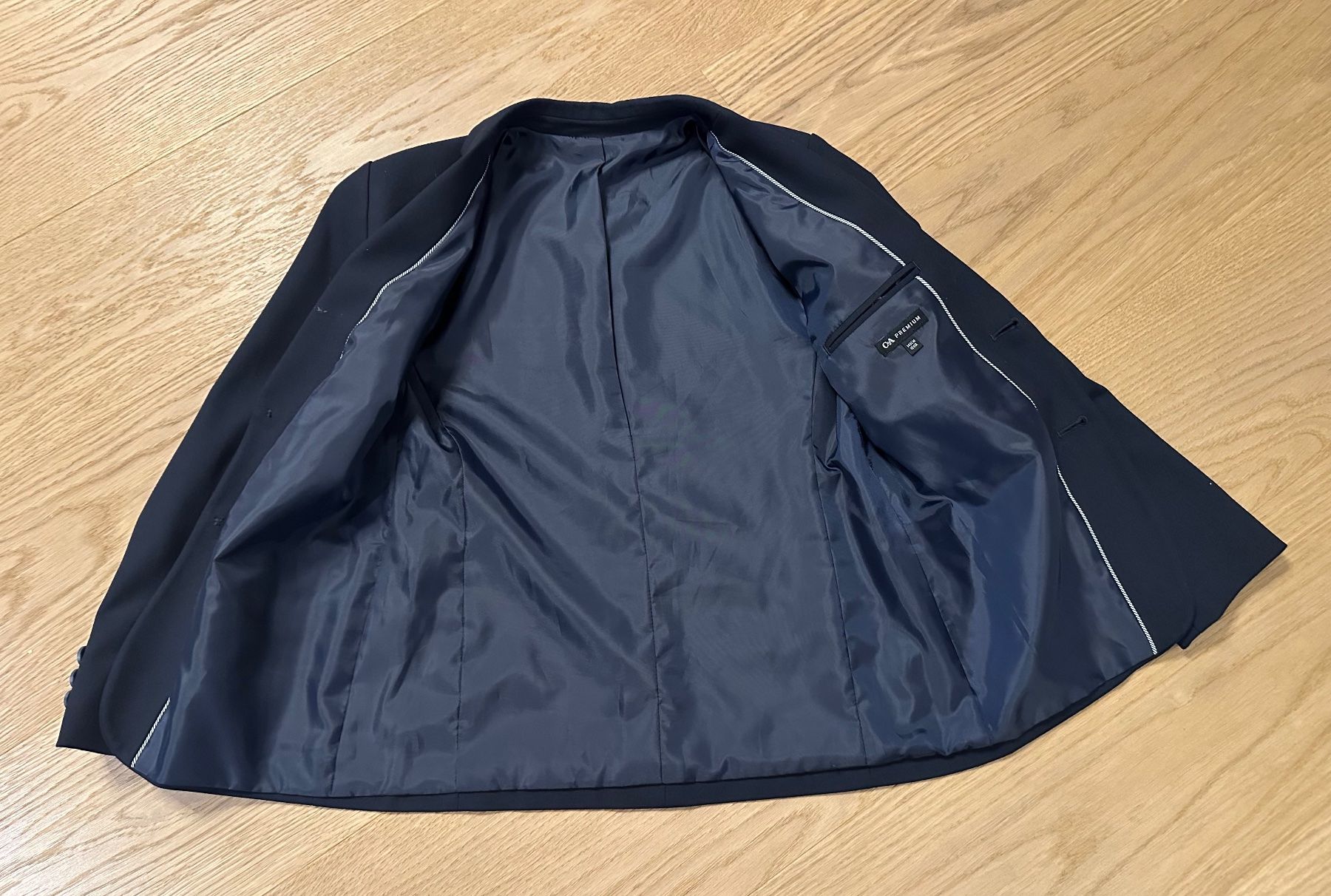 Anzüge: Anzugjacke Gr.140 – Gebraucht aus Zürich von Bastet6 2