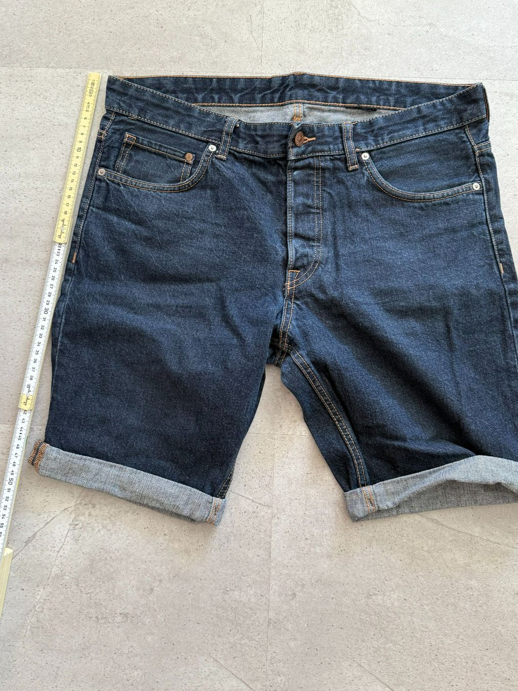 H&M Jeans: H&M / Shorts / Jeans – Usato da Kirchberg BE venduto da Noelstr