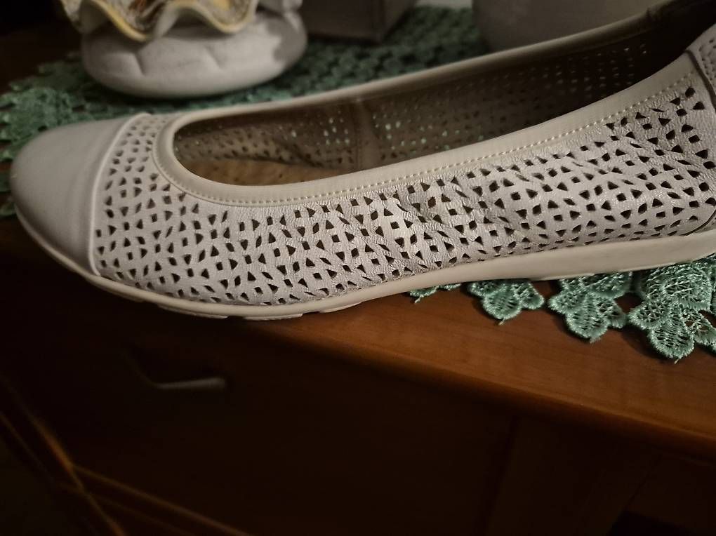 Scarpe da donna: Balerine – Usato da Lugano venduto da EMI075 1