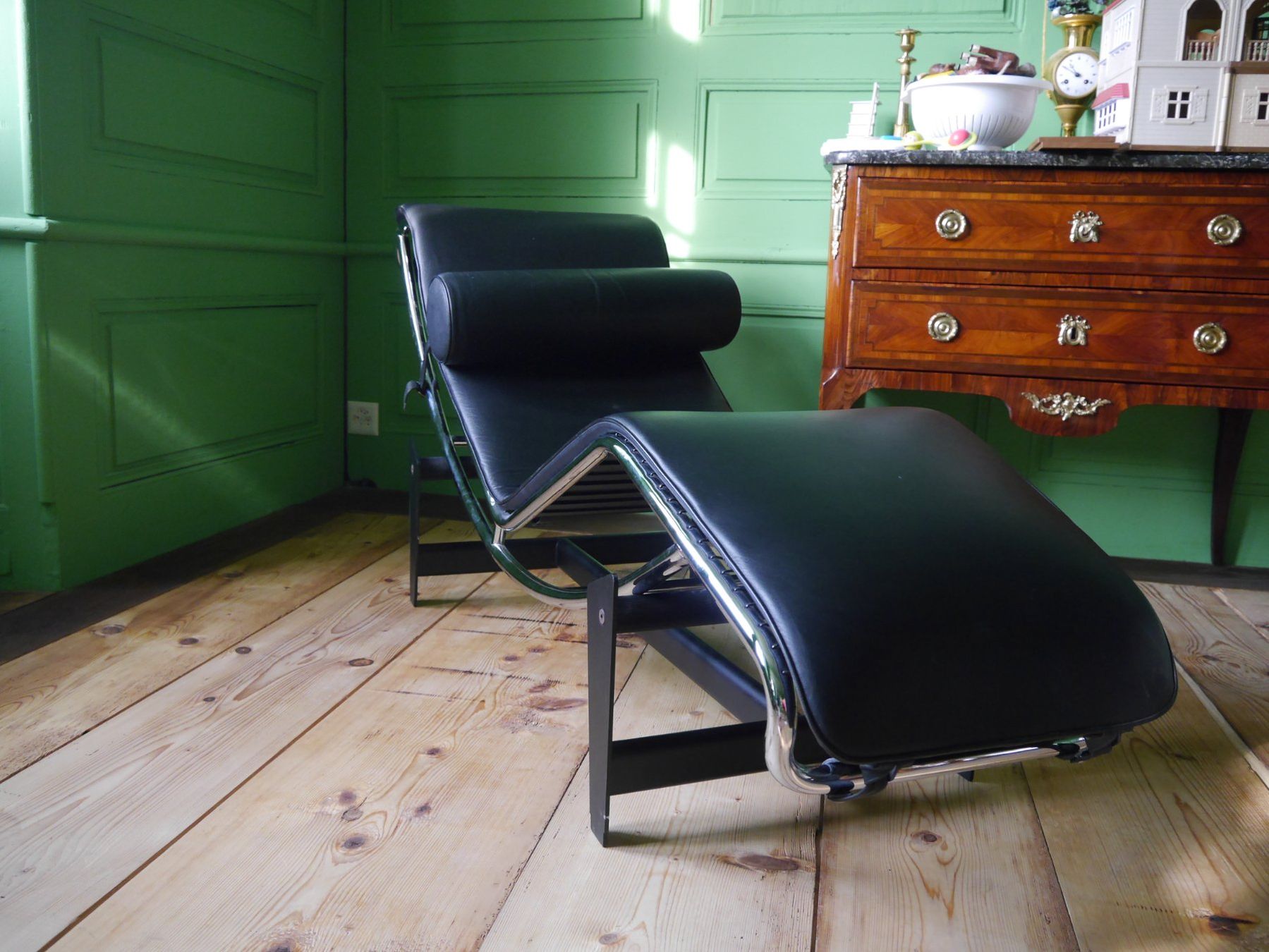 Cassina Liegen & Liegestühle: Le Corbusier LC4 Chaise longue Cassina – Gebraucht aus Marnand von MrBozzol 1