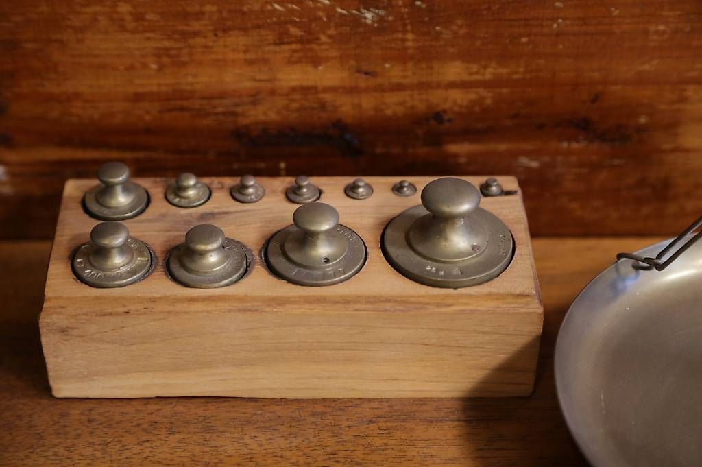 Waagen und Gewichte: Antique balance de pharmacien – Gebraucht aus Genolier von Sebwirz 1