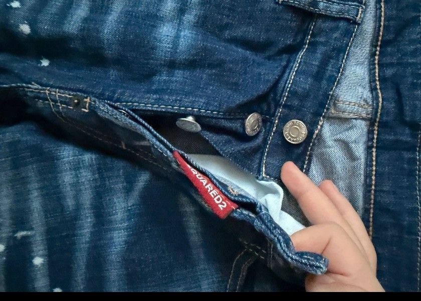 Dsquared2 Jeans: Jean Dsquared2 taille 48 – Nuovo (secondo la descrizione) da Troistorrents venduto da ami_mzq5 1
