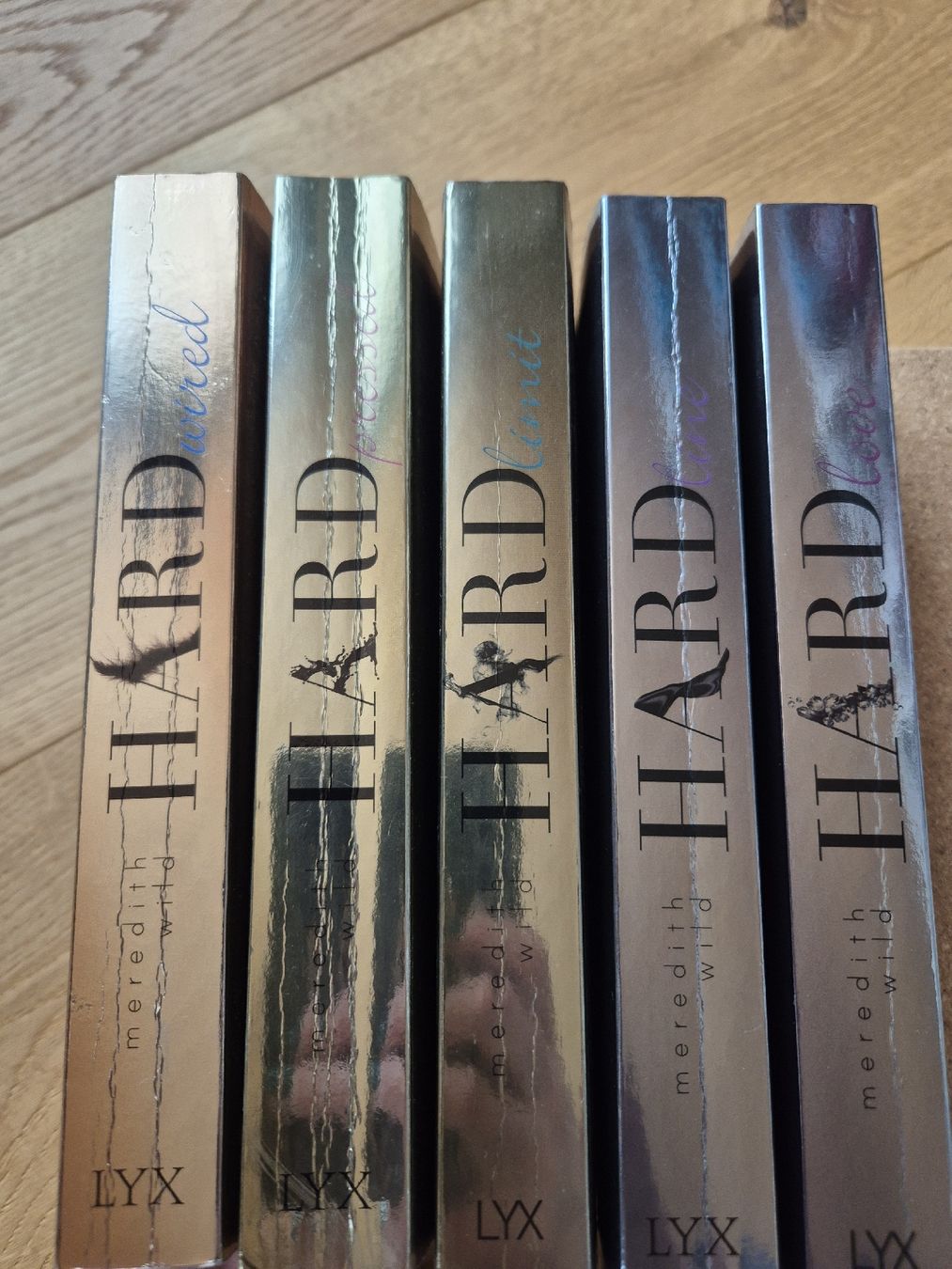 Libri: Hard Reihe von Meredith Ward – Usato da Schwarzenburg venduto da Esja02