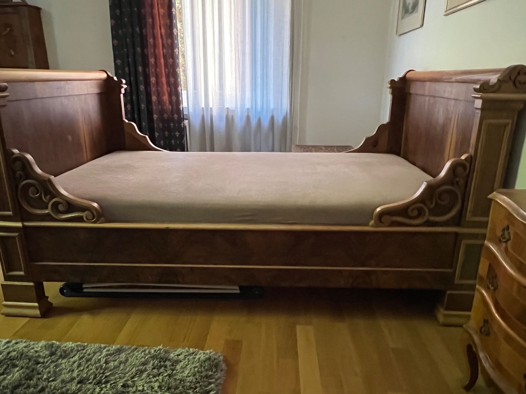 Letti: Luxury Empire bed handmade – Usato da St.Gallen venduto da 303_7fcf 2