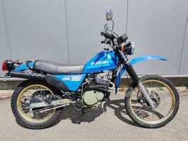 Suzuki DR 250 S Veteran