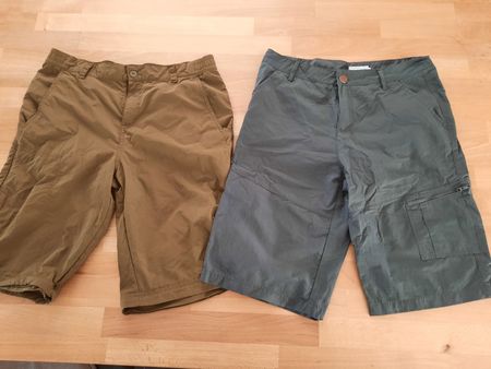 2 leichte Outdoorhosen Gr.164 eine von Columbia