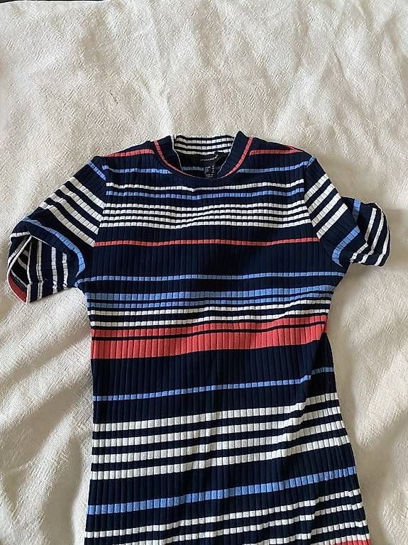 Kleider: Dress size 38 – Gebraucht aus Arlesheim von jud_k2lz 2