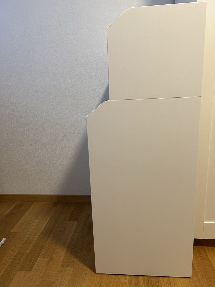 Kommoden: Weisser Ikea Möbel mit Türen – Gebraucht aus Luzern von mor_97g7 3