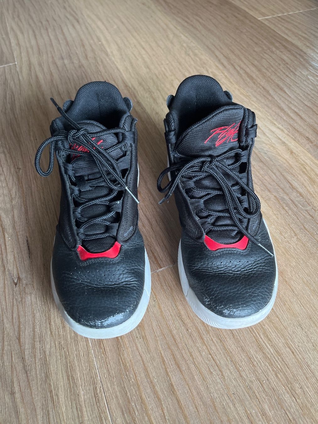 Jordan Scarpe per ragazzi: Jordan Schuhe – Usato da Oberlunkhofen venduto da eduardschweizer