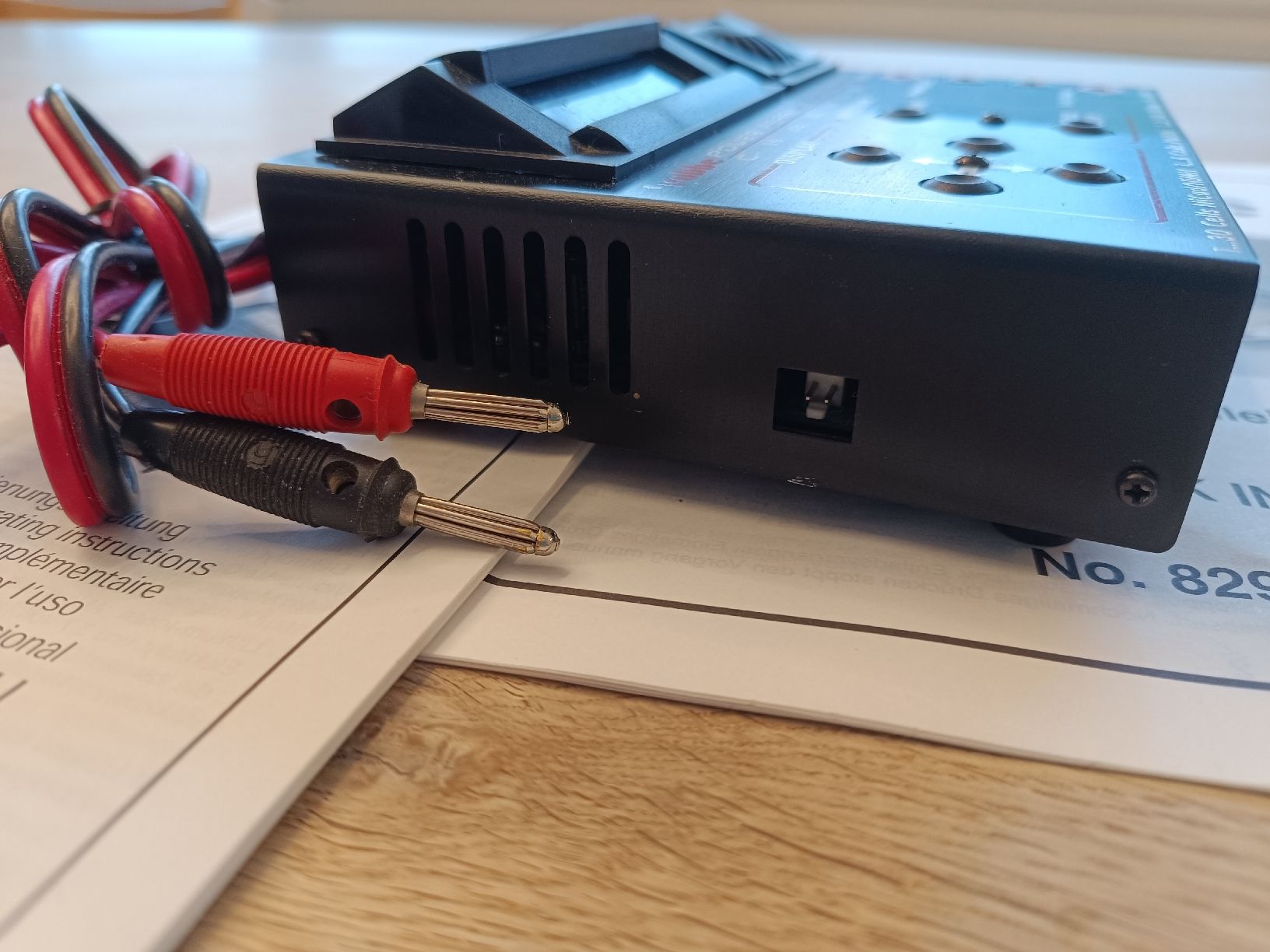 Robbe Batterie, Caricabatterie & Alimentatori: Robbe Power Peak Infinity 2 Ladegerät – Usato da Urnäsch venduto da h5T4 3