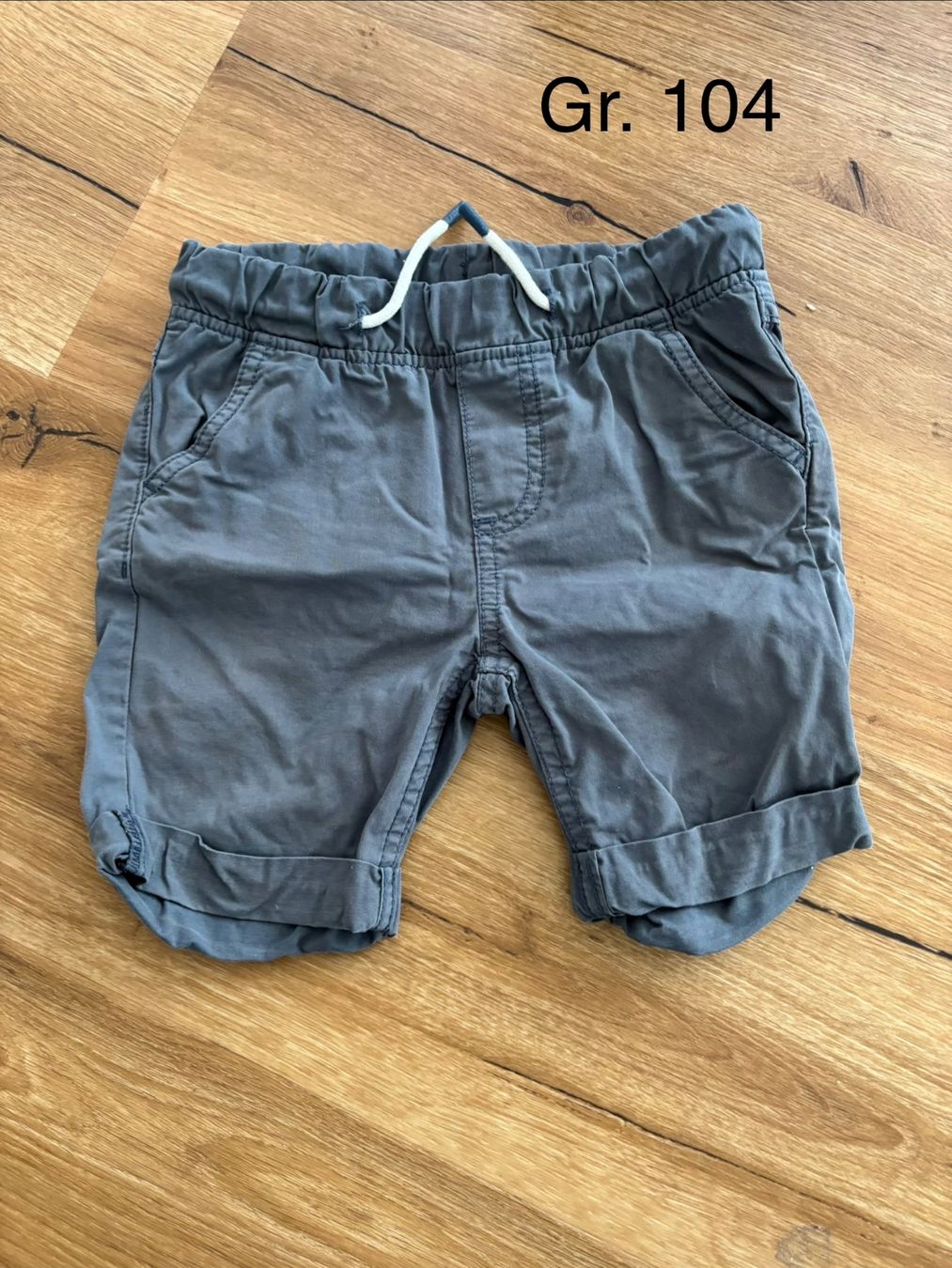 Pantaloni: kurze Hosen, gr. 104 – Usato da Oberiberg venduto da mon_q7c2