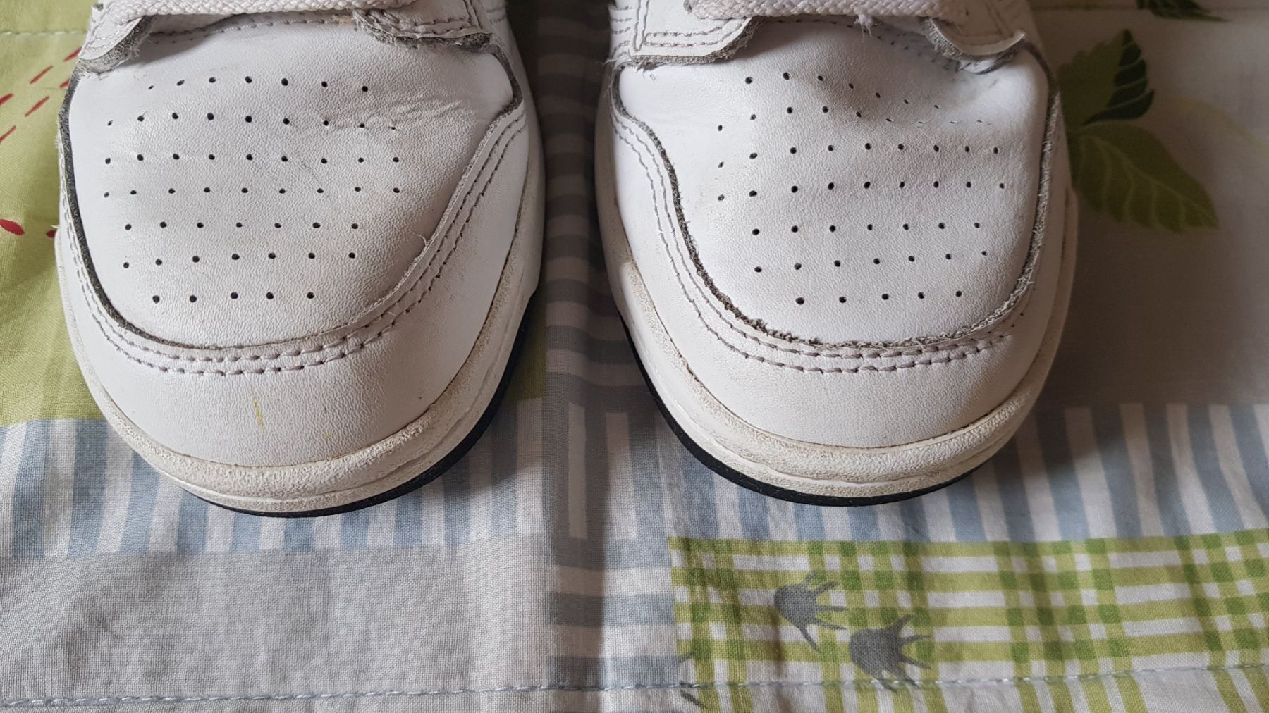 New Balance Scarpe per ragazze: New Balance Schuhe Gr.36 – Usato da Luzern venduto da silvermoon12 3