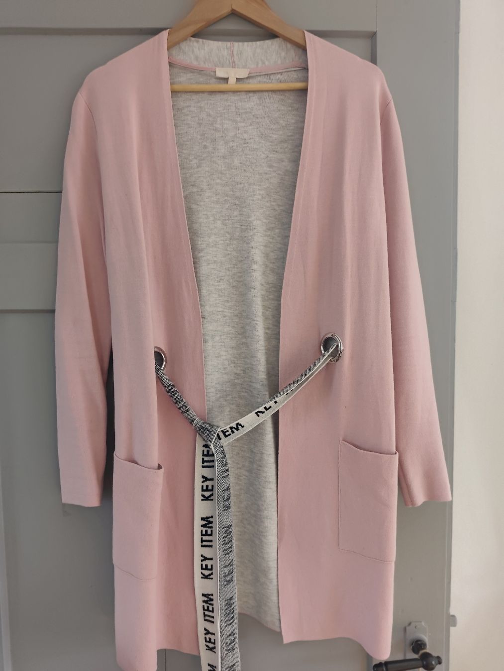 Jacken: Rosa Strickjacke, Gr. M – Gebraucht aus Wettingen von TatjanaFrei