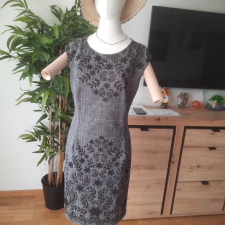 Bodyflirt Kleid Gr. 40/42 (M) Karomuster Blumenprint