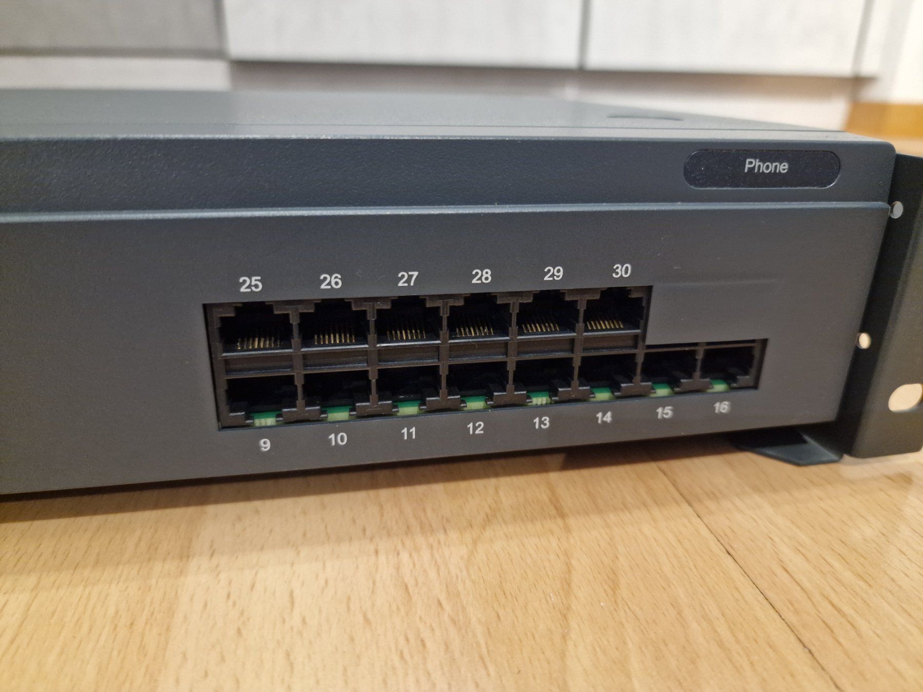 Avaya Telefoni: Avaya IP Office IP500 inkl. Module – Usato da Buchrain venduto da Sssschaller 2