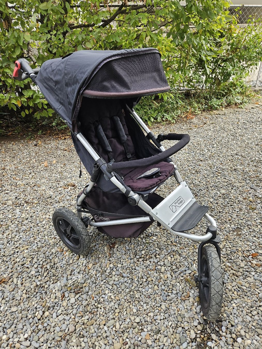 Mountain Buggy Poussette: Kinderwagen Mountain Buggy – D'occasion à Hermetschwil-Staffeln par Tamara1008