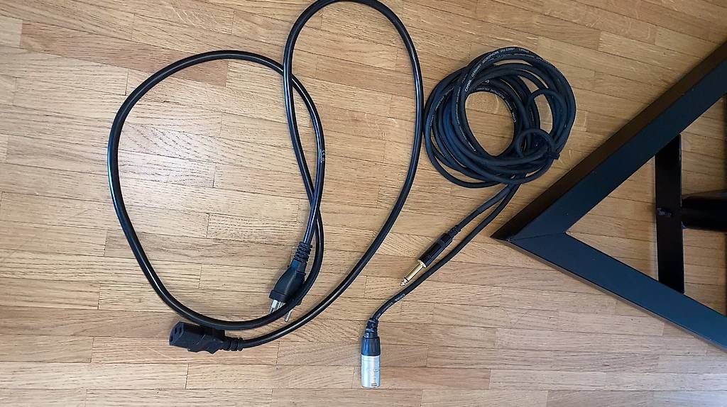 Yamaha Casse acustiche: Yamaha HS 5 Stand Bundle + Focusrite Scarlett 2i2 3rd Gen – Usato da Arbedo venduto da ces_sn7w 4