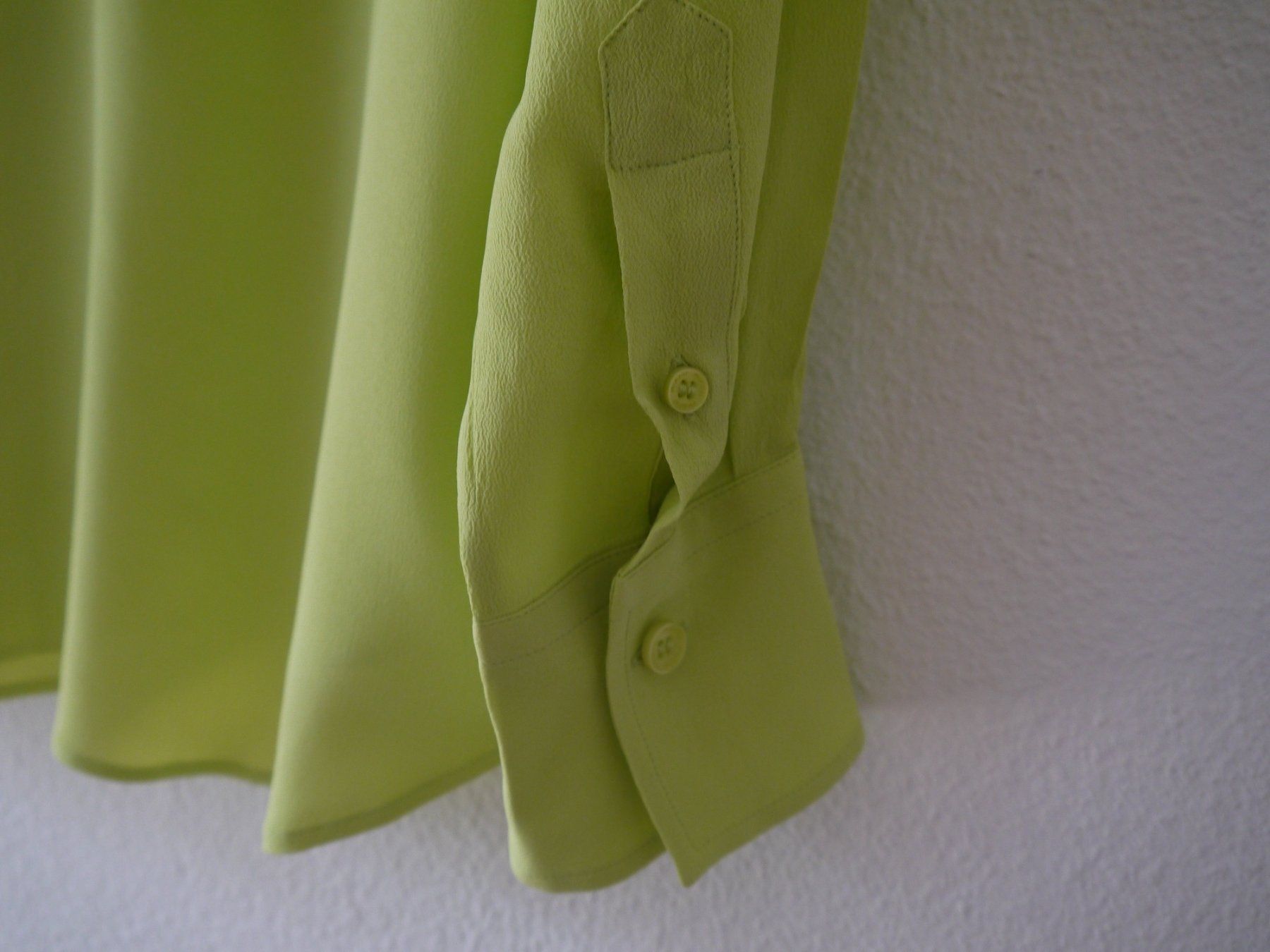 Riani Blusen: RIANI Bluse aus Seide,Acetat Gr.42 – Gebraucht aus Hagendorn von Blaf 4