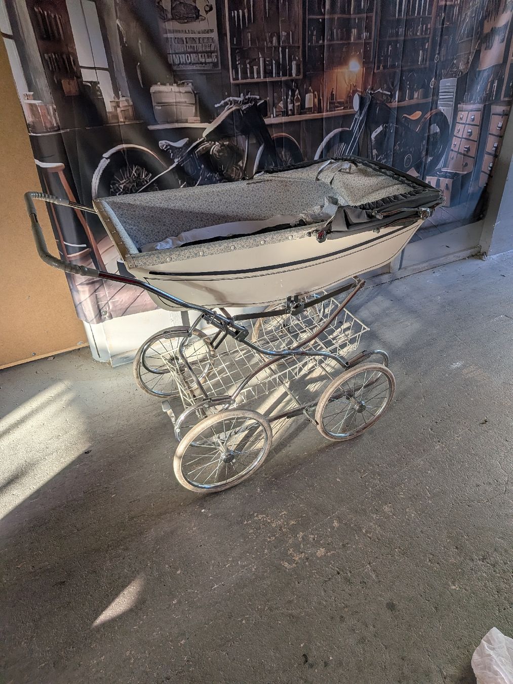 Carrozzine: Kinderwagen Vintage  – Usato da Künten venduto da sheila017