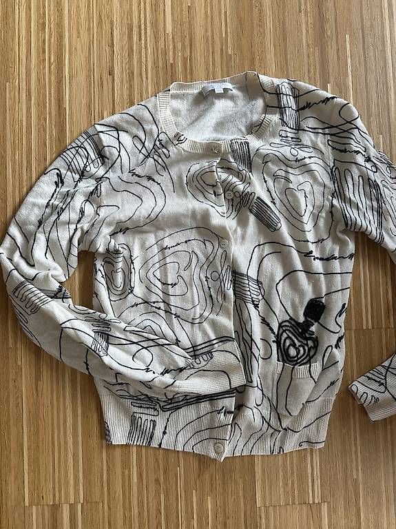 Escada Vestes: ESCADA Strickjäckchen XS/ Gr. 36 – D'occasion à Zürich par mar_22hb