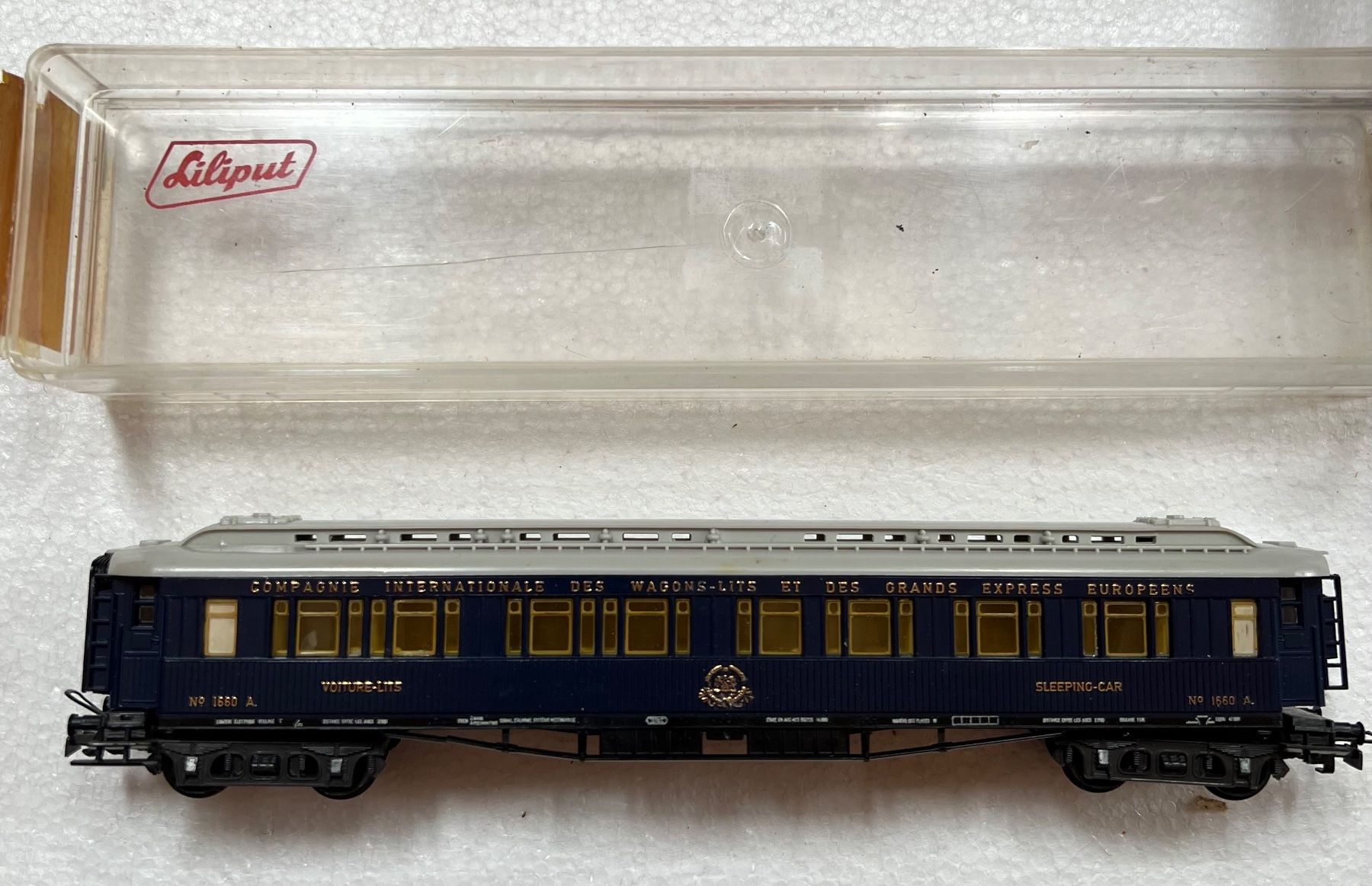 Liliput Modellini di ferrovie: Liliput H0 Pullman Schlafwagen – Usato da Rebstein venduto da keeljohnpirat 1