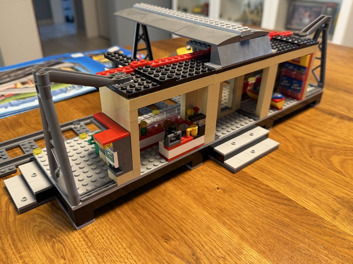 Lego Kit di costruzioni: LEGO City 60050 Bahnhof  – Usato da Otelfingen venduto da Otto4 1