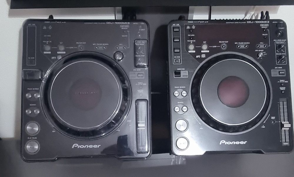 Pioneer CDJ-1000MK3 & MK2 セット Pioneer CDJ-1000MK3 & MK2 セット Pioneer パイオニア CDJ CDJ