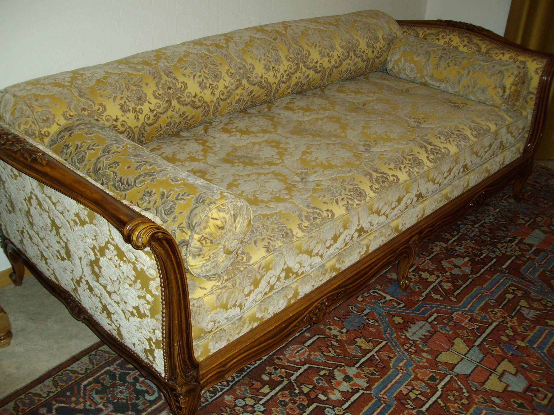 Divani: Exklusive Polstergruppe Louis XV – Usato da Altstätten SG venduto da Louisa77