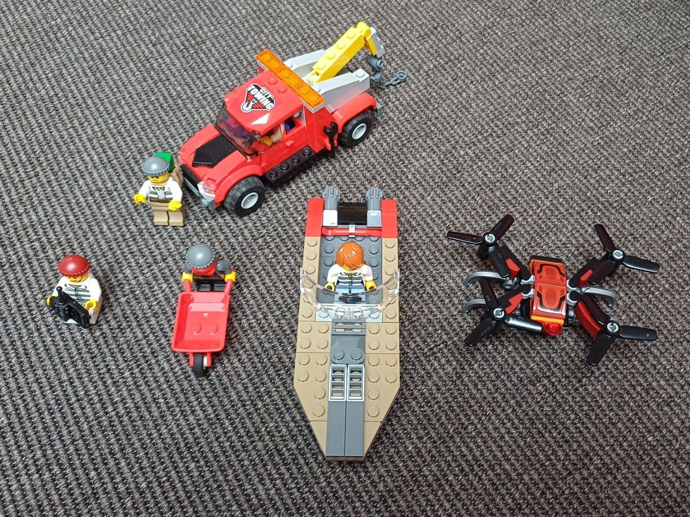Lego Kit di costruzioni: Lego Polizei Set – Usato da Winterthur venduto da Jakobina 4