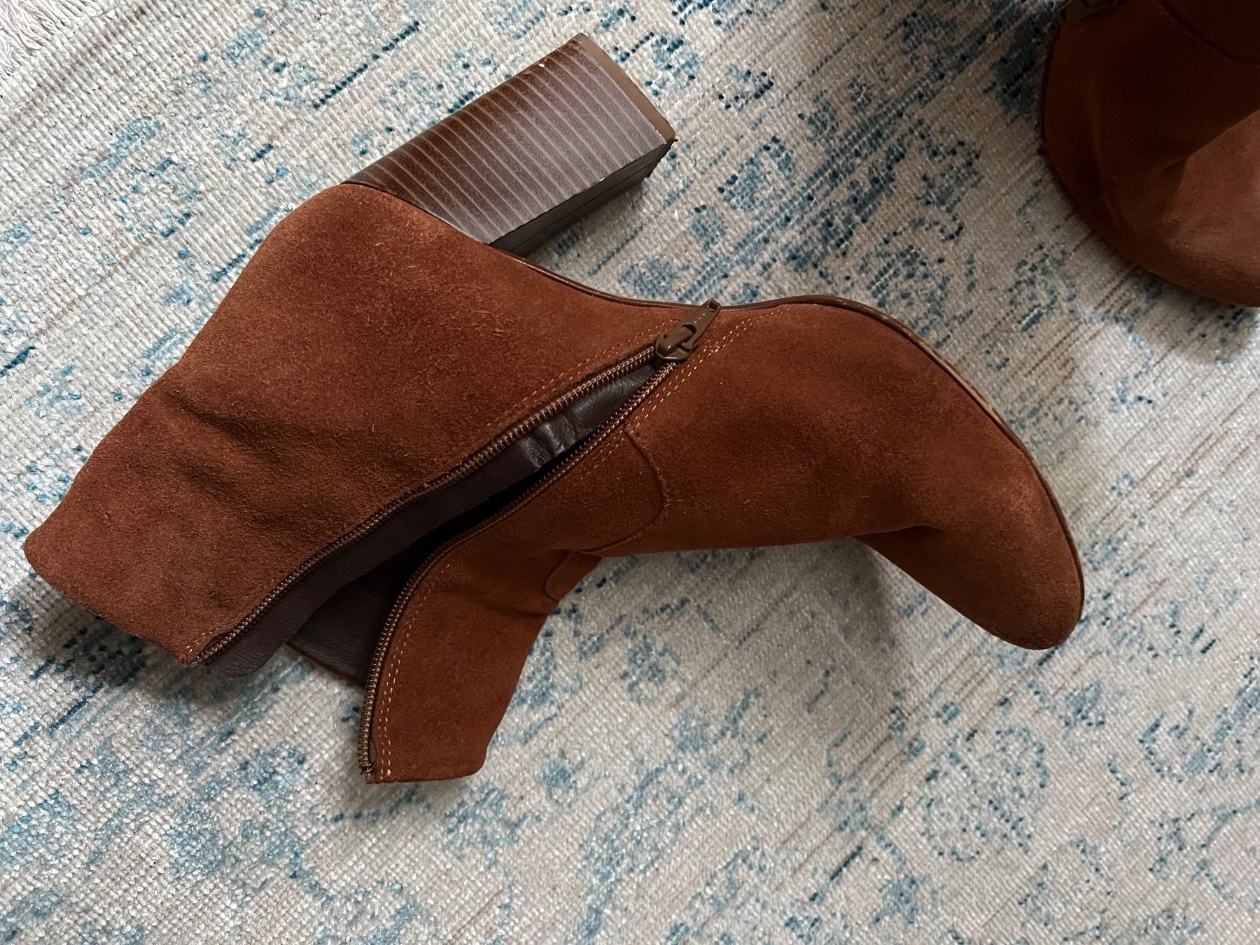 Scarpe da donna: Zign Stiefletten – Usato da Zürich venduto da LauraEL 1