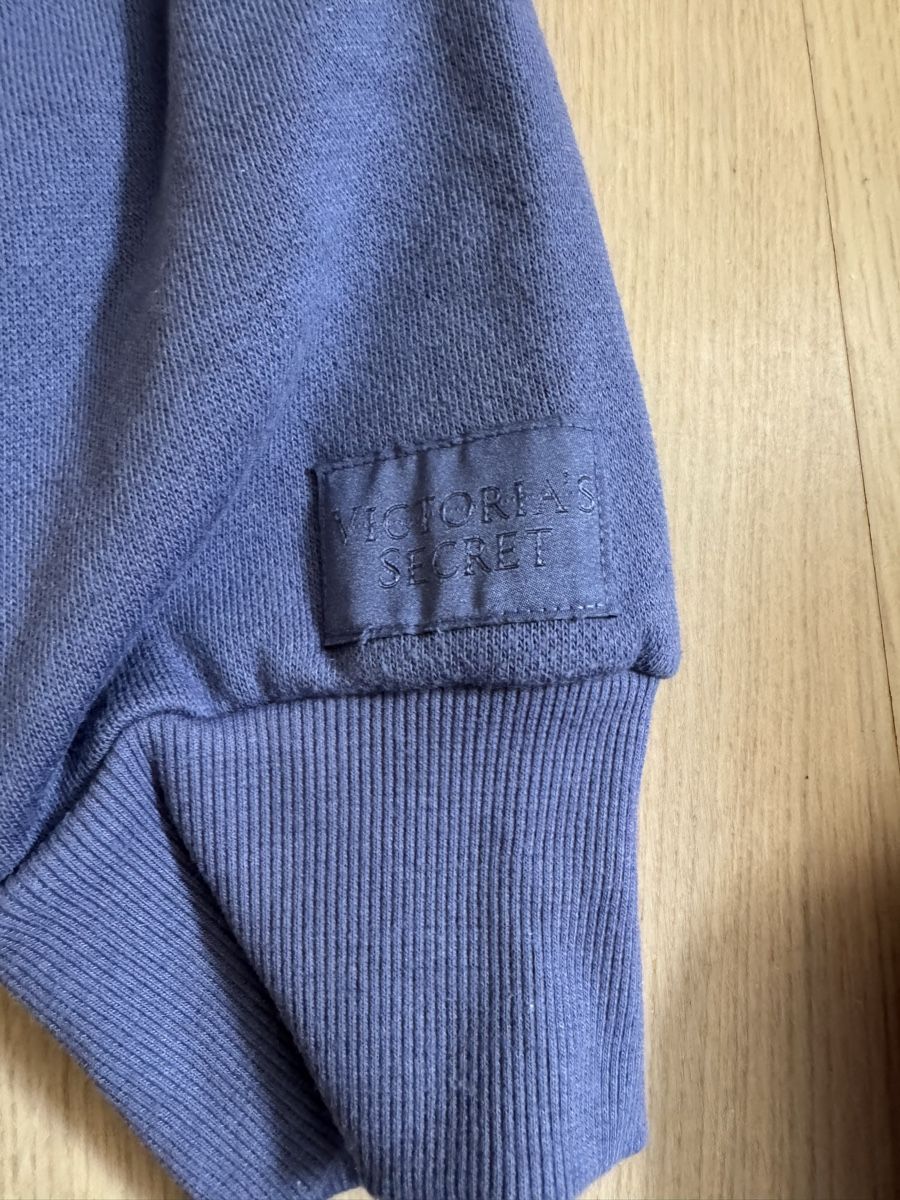 Victoria's Secret Maglioni & Felpe: Victorias Secret Pulli S – Nuovo (secondo la descrizione) da Malans GR venduto da leo_mz7w 1