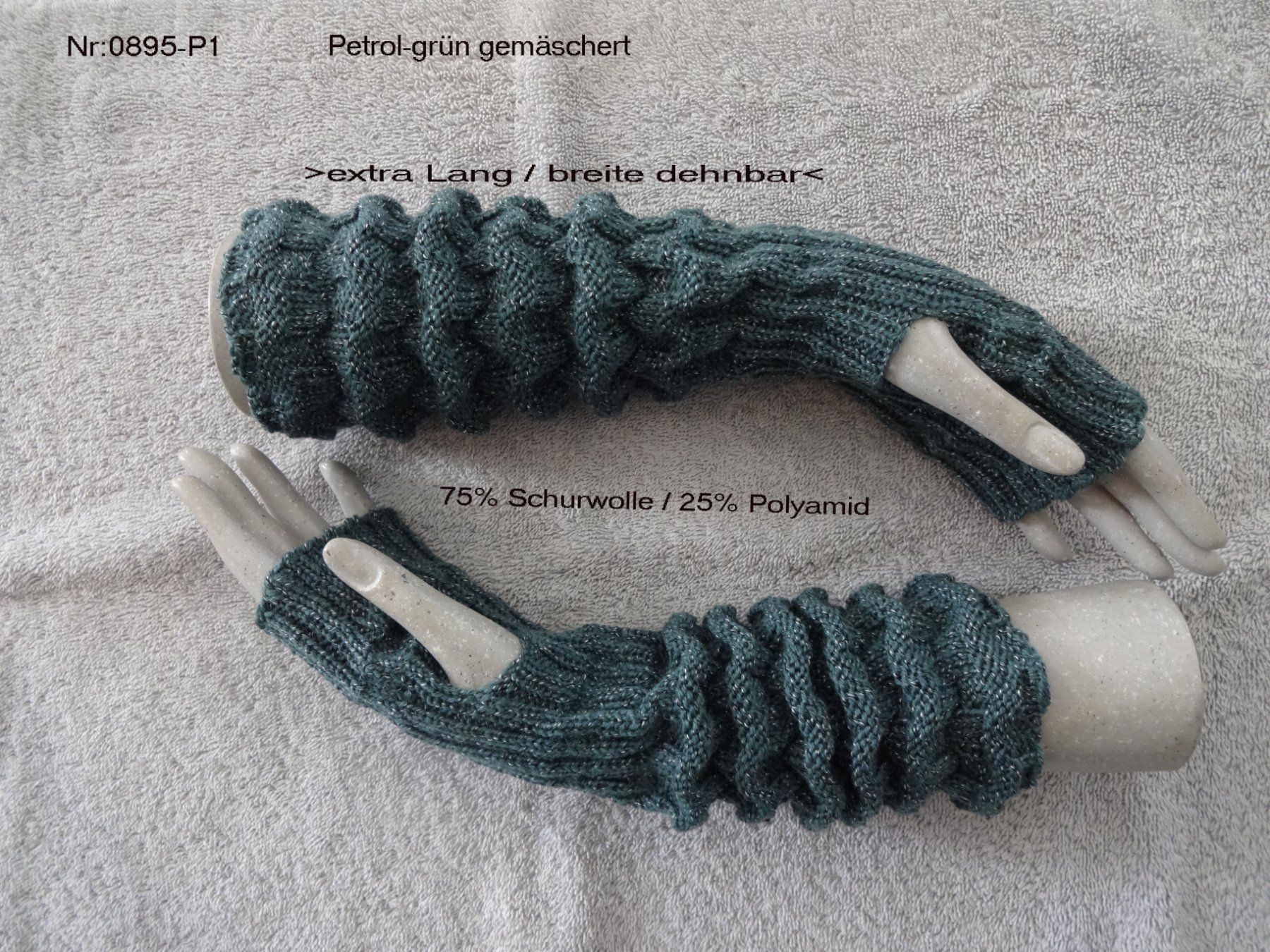 Guanti & manicotti: Pulswärmer leicht gemustert, extra Lang – Nuovo (secondo la descrizione) da Bollodingen venduto da happyday11