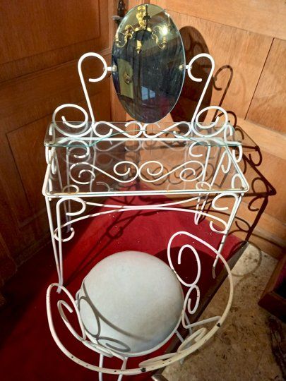 Tavoli da trucco: Coiffeuse & chaise style 1950 – Usato da Ponts-de-Martel venduto da Henri-Louis 3