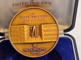 Patek Philippe Medaille 1997, Einweihung Manufaktur
