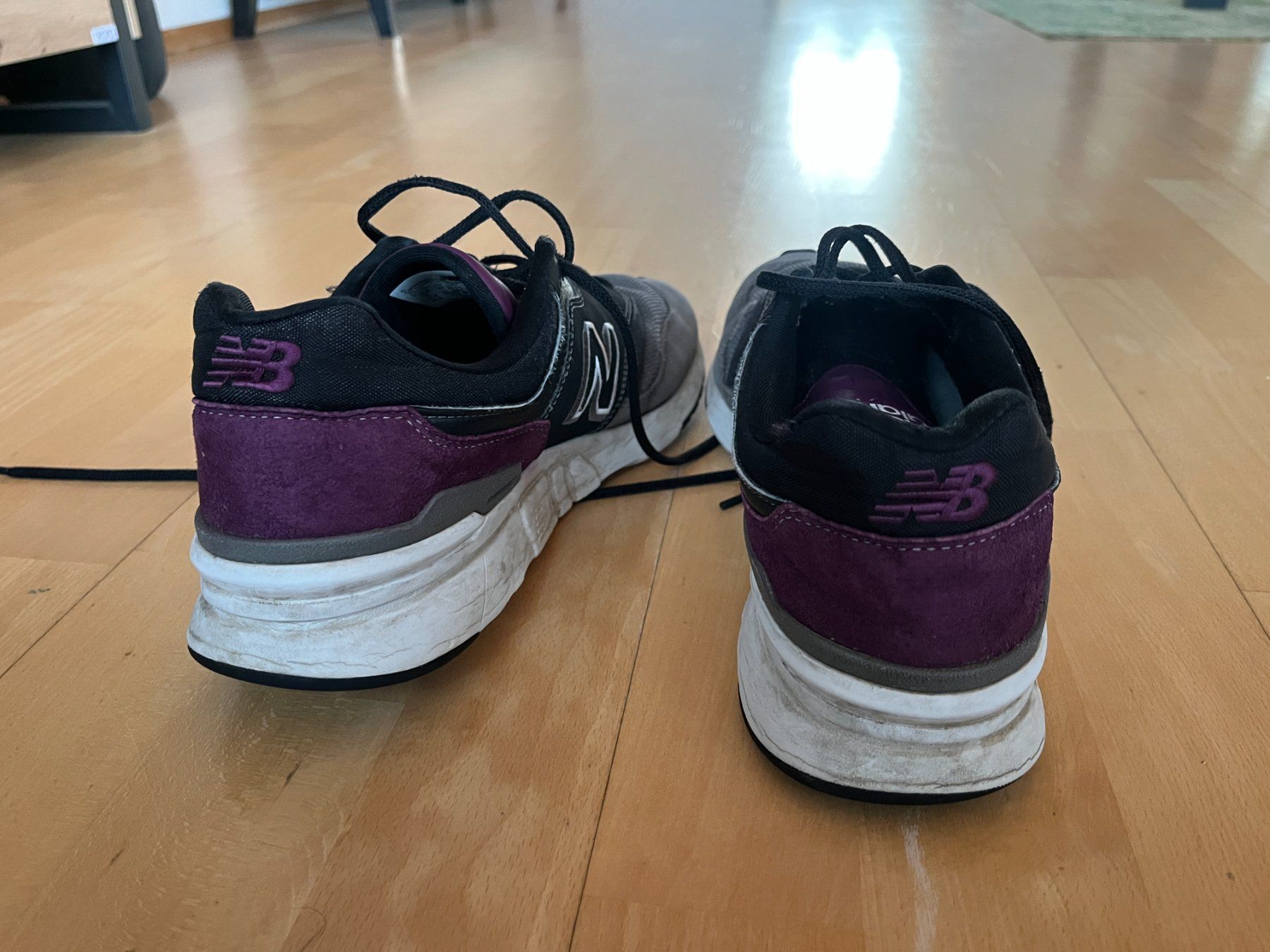 New Balance Scarpe da uomo: New Balance 997 (Gr. 44.5) – Usato da St. Gallen venduto da finaleweisheit 2