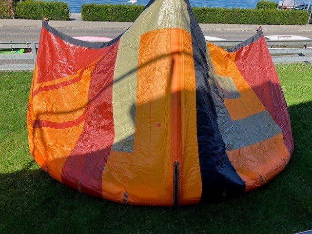 Kite: Liquid Force Kite 9 m2 MIT BAR – Gebraucht aus Berlingen von Studi216