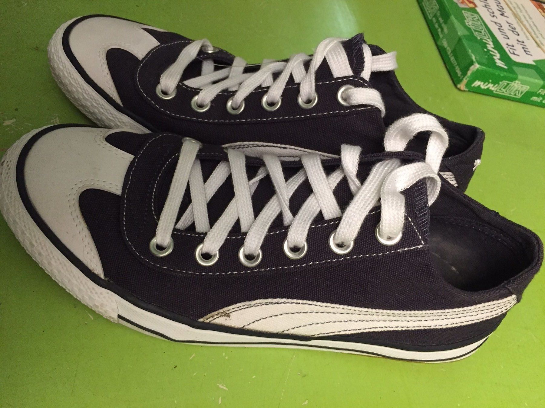 Puma Damenschuhe: Puma Stoff Turnschuhe Gr. 38 – Gebraucht aus Obergerlafingen von cabo4