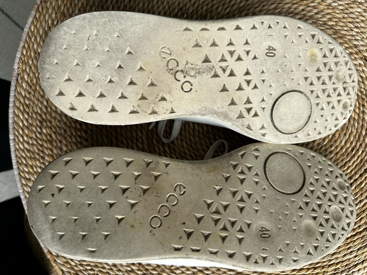 Ecco Chaussures hommes: Ecco Leather White Sneakers Size 40 – D'occasion à Zürich par kas_g26m 3